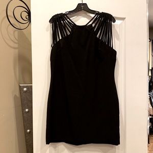 DRESS THE POPULATION MINI DRESS